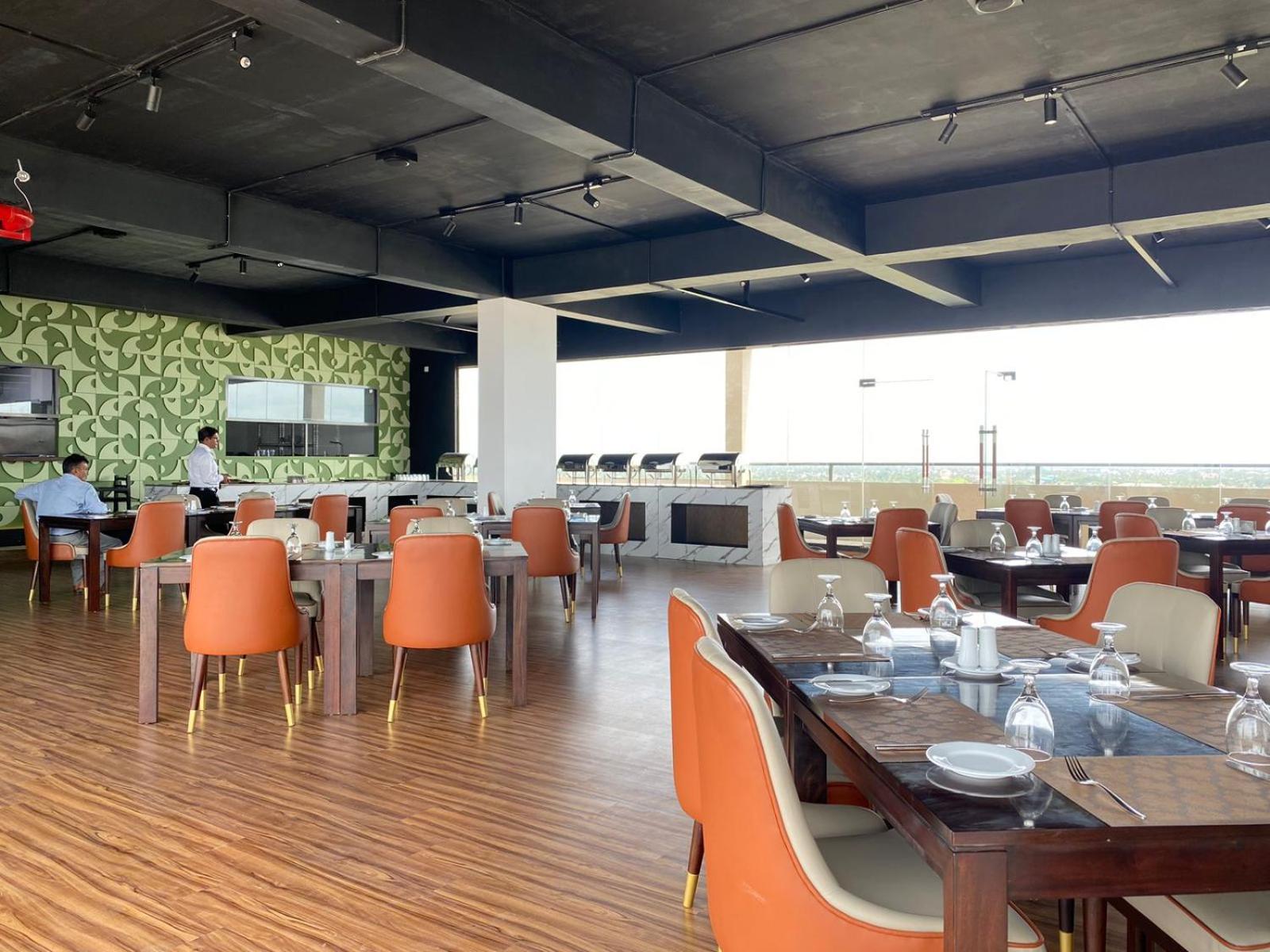 Ocean Breeze - Udaya Luxury Apartments Негомбо Екстериор снимка