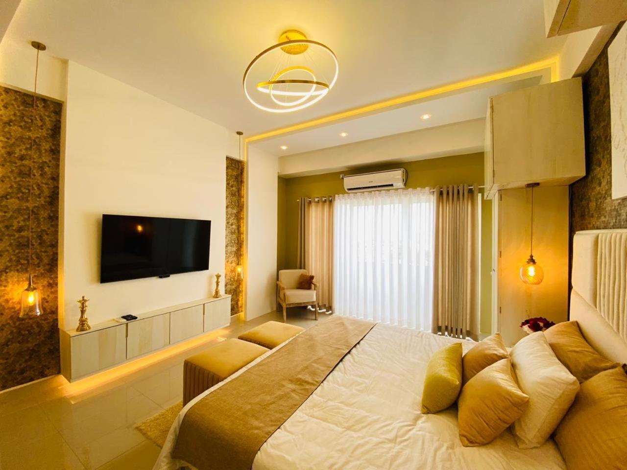 Ocean Breeze - Udaya Luxury Apartments Негомбо Екстериор снимка